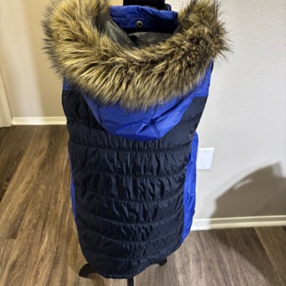 American Eagle Outfitters Black/Blue Faux Fur Trimmed Hood Puffer Vest EUC XXL - Picture 3 of 6